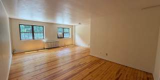 5424 Fifth Avenue Gallery 73