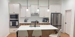 Very Nice 4 Bedroom 2 Bathroom House in Mustang Schools Gallery 6