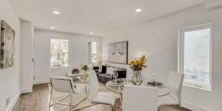 Columbia Heights 2BR 2BA w/Parking & Private Patio Garden Gallery 9