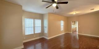 Lovely 3 Bedroom 2 Bathroom House Gallery 4