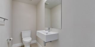 5046 Schumann Drive Gallery 23