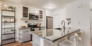 Idyllic West Boulder 2BDR Furnished Home Gallery 10