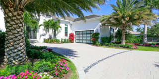 ** YOU WANT LUXURY AT ITS FINEST**ABSOLUTELY STUNNING ENTERTAINMENT 4\5 MOORINGS HOME ** Gallery 4