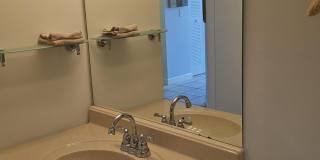 3138 Via Poinciana Gallery 21
