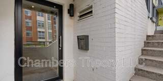 2422 17th St Gallery 23