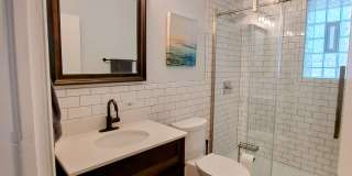 1540 West 17th Street Gallery 14