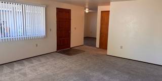 Water & Sewer Paid- 3 Bedroom 1 Bath Duplex Gallery 6