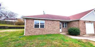 3027 S Jackson Avenue Gallery 1