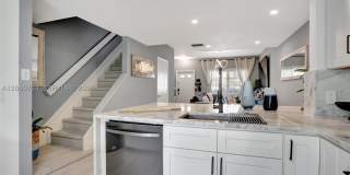 7921 SANIBEL DR Gallery 30
