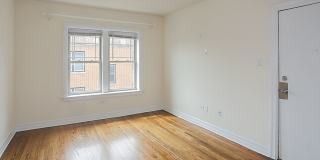 3808 North SHEFFIELD Ave. Apt. Gallery 38