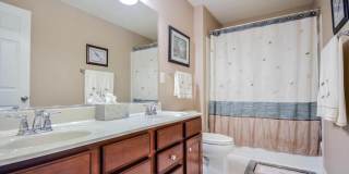 3321 EAGLE RIDGE Drive Gallery 28
