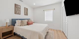 125 NW 3rd Avenue Gallery 30