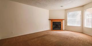 CUTE 2 BEDROOM CONDO! Gallery 17