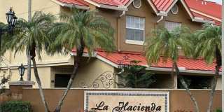 18338 NW 68th Ave Gallery 1