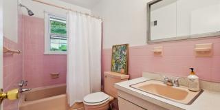 SPACIOUS 4 BEDROOM 3 BATH SPLIT LEVEL HOME ON LARGE LOT IN ROSEMARY HILLS! Gallery 19