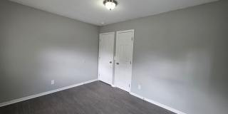 Spacious 4 Bed / 2.5 Bath Home with 2 Living Areas Gallery 15