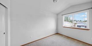 3 Bed 2.5 Bath - 3 Car Garage - Groups -  Pet Friendly - NAS Whidbey Gallery 12
