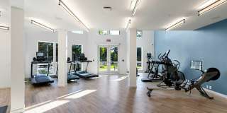 805 Riverfront Gallery 4