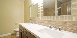 13902 VALLEY VISTA Gallery 15