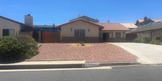 Charming 3-Bedroom in Spring Valley Lake Gallery 1