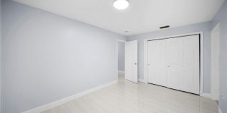5454 8th Avenue Gallery 15