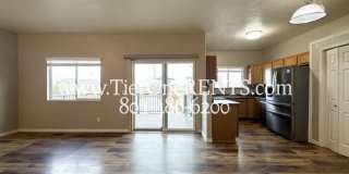 2001 2175 North Gallery 3