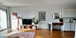 1914 Main St Gallery 34