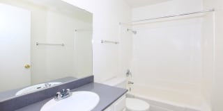 Five Coves Apartment Homes Gallery 30