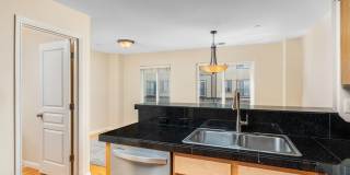 Modern 2 Bedroom Condo Featuring Main Level Bonus Room and Two Ensuite Bedrooms Gallery 14