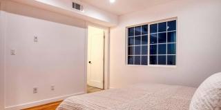 2333 1/2 Langdale Avenue Gallery 2