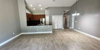 764 CHACALL Loop Gallery 3