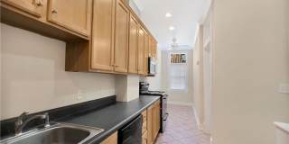 1625 1/2 West Grace StreetApt B (upstairs) Gallery 6