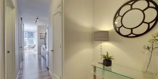 SEATTLE WATERFRONT CONDO FOR RENT w VIEWS! Gallery 3