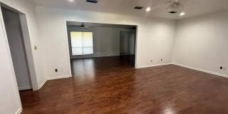 Spacious Home in Southern Hills Gallery 7