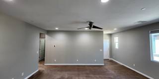 Beautiful Single Story 3 Bedroom close to Cadence Gallery 16