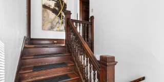 726 Kerr Street Gallery 14
