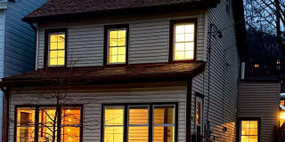 Walk to the Waterfront!|2BR Single-Family with Private Yard! Gallery 1