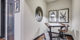 The Hudson Gallery 7