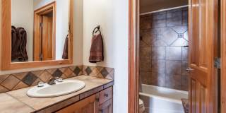 Luxury Townhome at The Cove at Eagle Mountain in Park Meadows Gallery 25