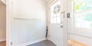 1123 W Huron Street Gallery 27