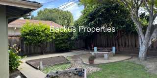 Three bedroom home across from Claremont Manor Park Gallery 24