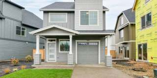 Beautiful Modern 4 Bedroom | 2.5 Bathroom | Single Family Home | Near Quatama Station! Beautiful Modern 4 Bedroom | 2.5 Bathroom | Single Family Home | Near Quatama Station! Gallery 1