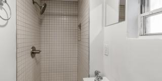 2564 COLLINS Street Gallery 8