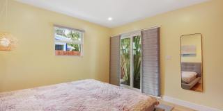 721 N Lakeside Drive Gallery 24