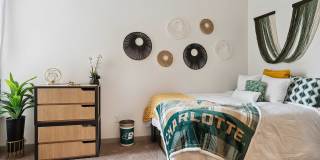 Student Housing-East Village Gallery 18