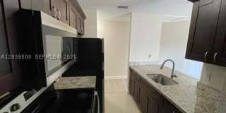 1471 NW 22nd Ct Gallery 2