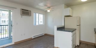 Sunset Apartments Gallery 28