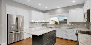 Contemporary 4 Bedroom Home in Central Beaverton! DEPOSIT SPECIAL Gallery 1