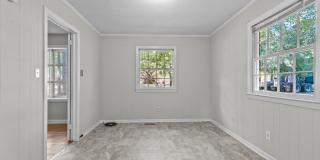 Brick Ranch Primary No Carpet Gallery 11