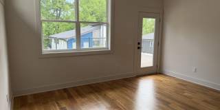 2321 Carter Avenue Gallery 24